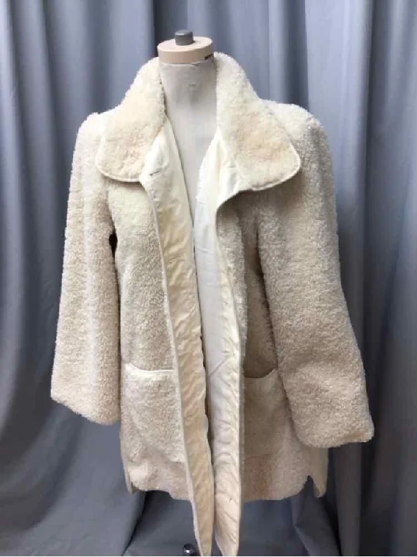 LOFT SIZE LARGE Ladies COAT