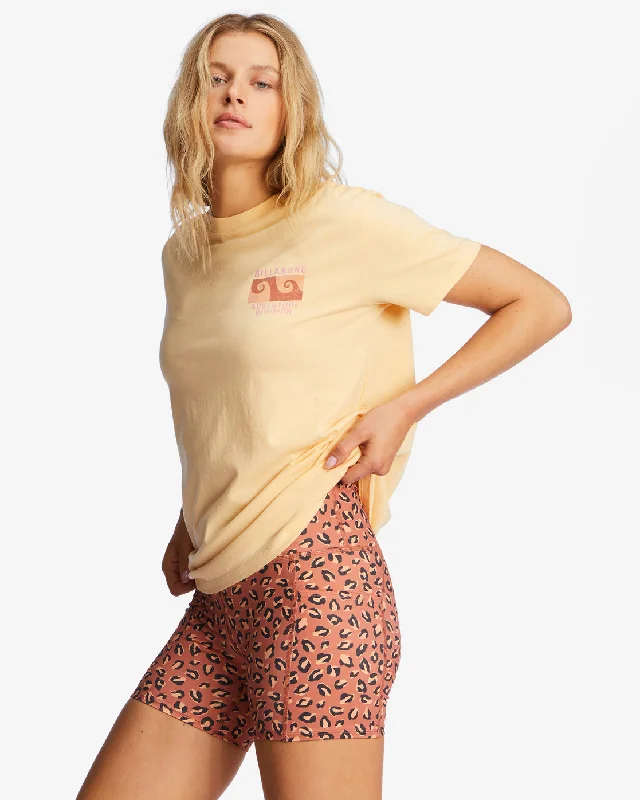 A/Div Tee Short Sleeve Upf 50 T-Shirt - Honey Kissed