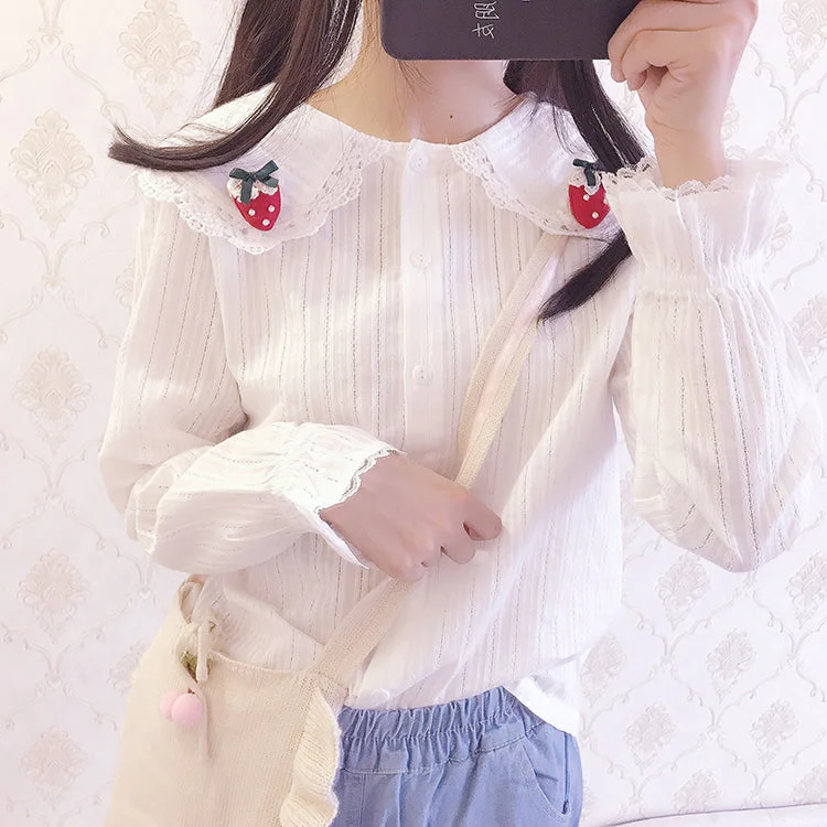 Strawberry brooch shirt YV40986