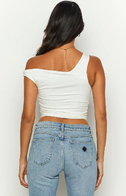 She's Sleek White Off Shoulder Asymmetric Top