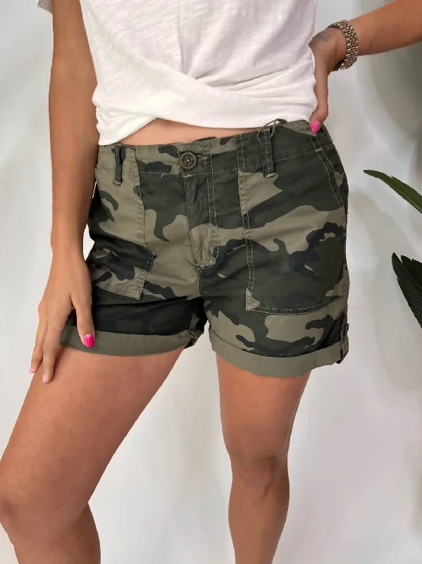 Switchback Cuffed Short In Camouflage