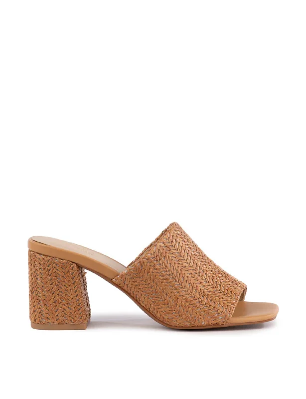 Adapt Raffia Heel, Tan